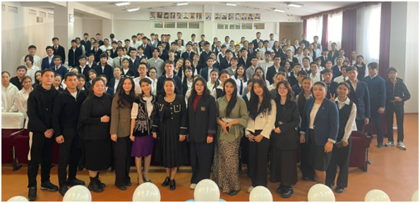 «БҮГІНГІ ОҚУШЫ-ЕРТЕҢГІ СТУДЕНТ,БОЛАШАҚ МАМАН!» кездесу