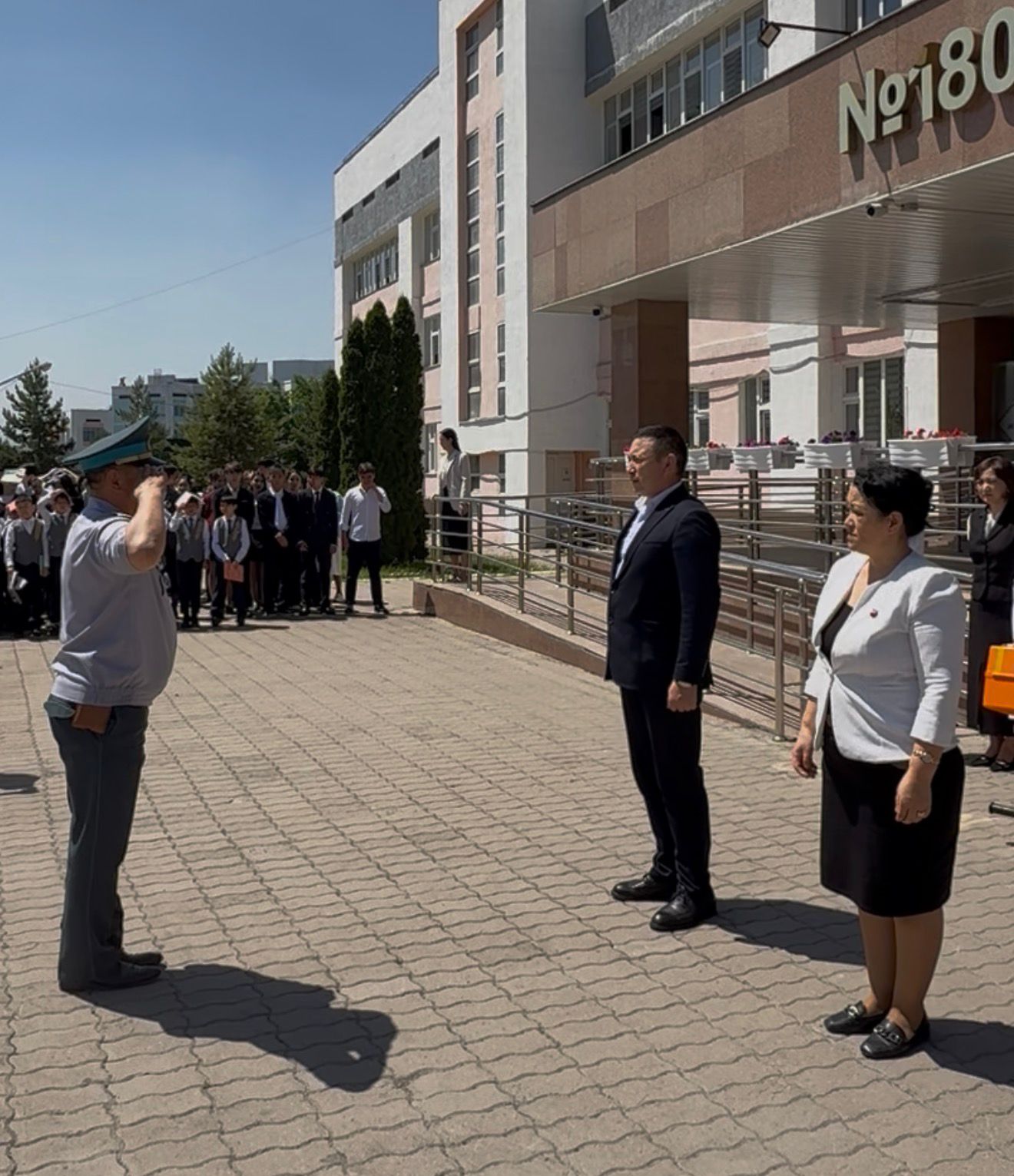 №180 мектеп-гимназиясында жоспарға сәйкес сейсмикалық жаттығу өткізілді.🚨✅